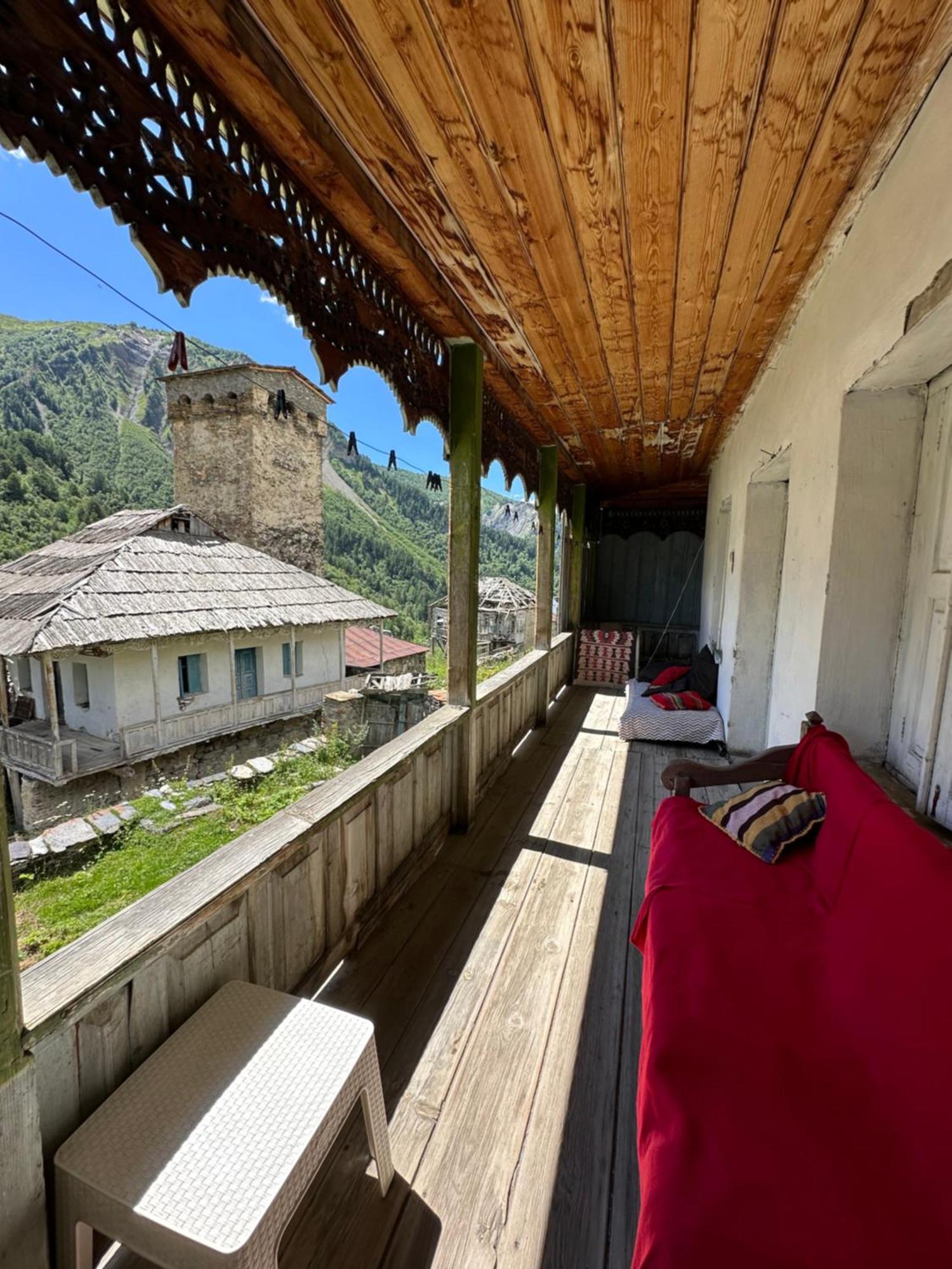 Panorama Guesthouse Mata C. Adishi Eksteriør billede