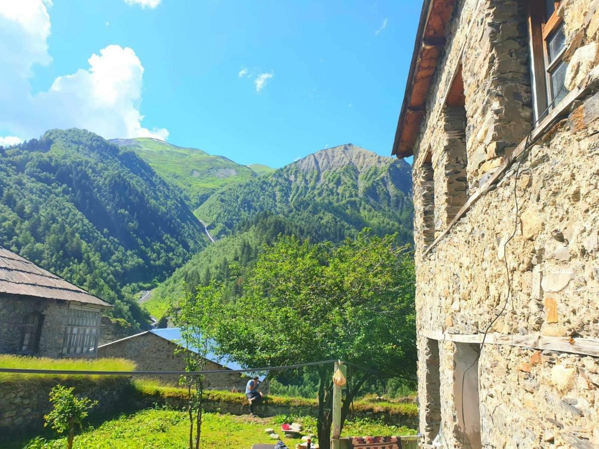 Panorama Guesthouse Mata C. Adishi Eksteriør billede